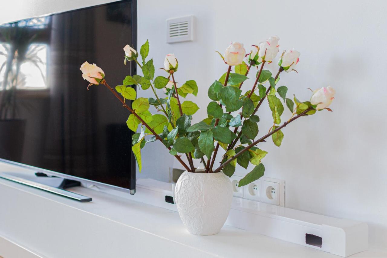 Atelier Residence Apartment By Noclegi Renters Varşova Dış mekan fotoğraf